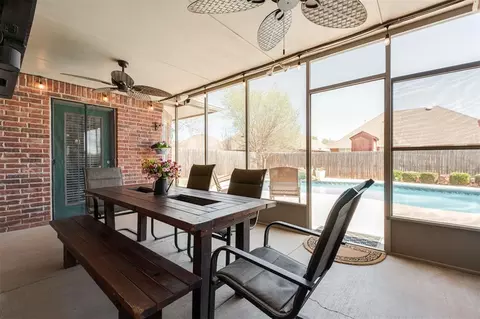 Exterior - 425 Summit Hill Rd, Norman, OK 73071 photo 3 of 8