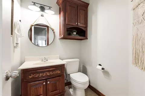 Bath - 425 Summit Hill Rd, Norman, OK 73071 photo 4 of 7