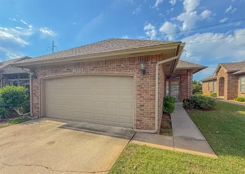 1928 NW 157th St, Edmond, OK 73013