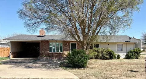 601 N Morton St, Hollis, OK 73550