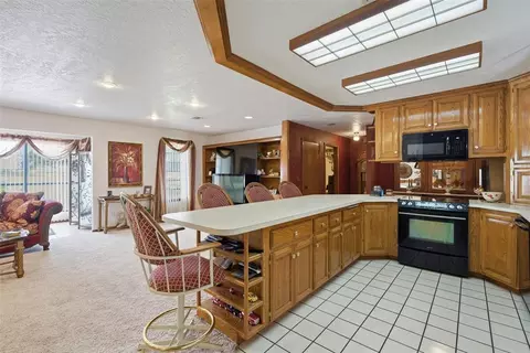 Kitchen - 5418 E Highway 37 Hwy, Tuttle, OK 73089 photo 2 of 2
