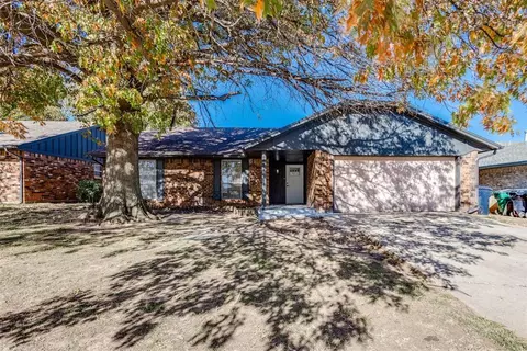 8821 NW 83 St, Oklahoma City, OK 73132