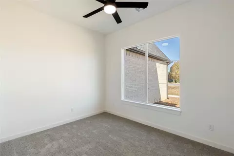 Bedroom - 7222 Jordan Dr, Tuttle, OK 73089 photo 1 of 5