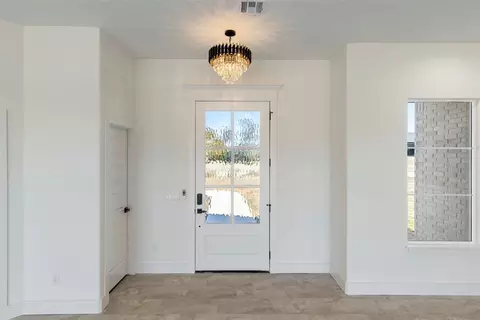 Entry Way - 7222 Jordan Dr, Tuttle, OK 73089 photo 2 of 3