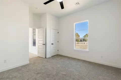 Bedroom - 7222 Jordan Dr, Tuttle, OK 73089 photo 3 of 5