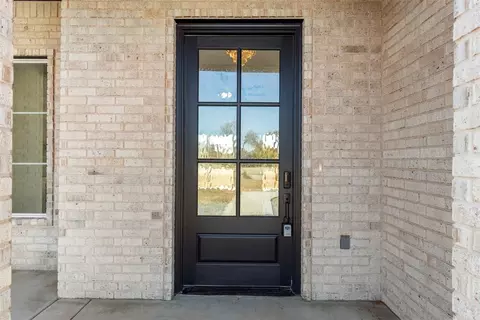 Entry Way - 7222 Jordan Dr, Tuttle, OK 73089 photo 1 of 3