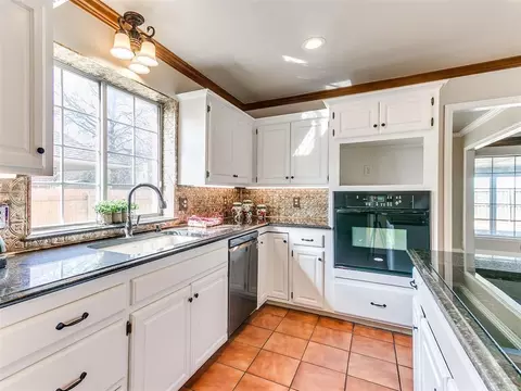 Kitchen - 13509 Silver Eagle Trl, Edmond, OK 73013 photo 1 of 3