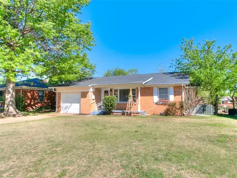 1507 Casady Ln, The Village, OK 73120