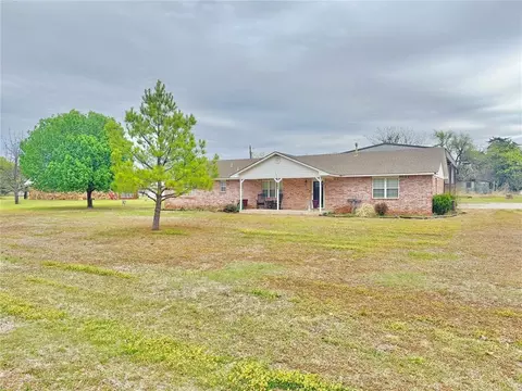 280 S 2nd St, Byars, OK 74831