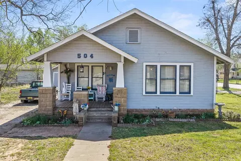 504 E Charles Ave, Pauls Valley, OK 73075