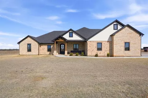 21749 E 1360 Rd, Hobart, OK 73651