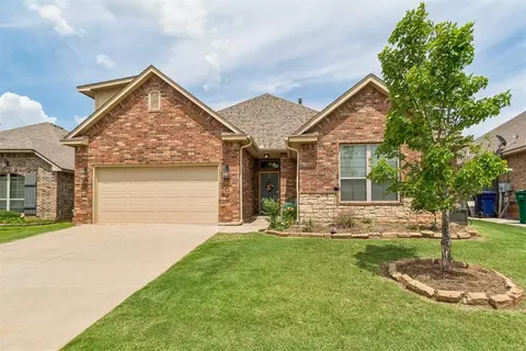 19024 Pinehurst Trail Dr, Edmond, OK 73012