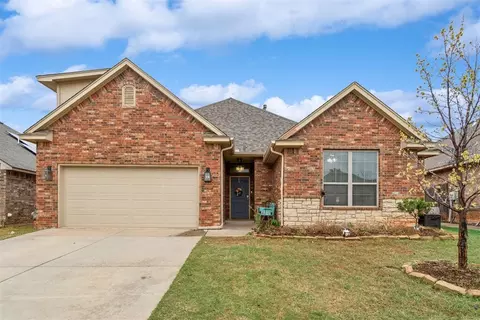 19024 Pinehurst Trail Dr, Edmond, OK 73012