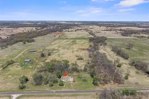27419 E County Road 1680 Rd, Elmore City, OK 73433