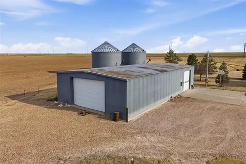 Other - 2385 Mile 32 Rd, Guymon, OK 73942 photo 4 of 9