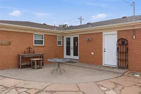 Exterior - 2385 Mile 32 Rd, Guymon, OK 73942 photo 3 of 3