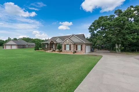19295 Abigail Dr, Shawnee, OK 74801
