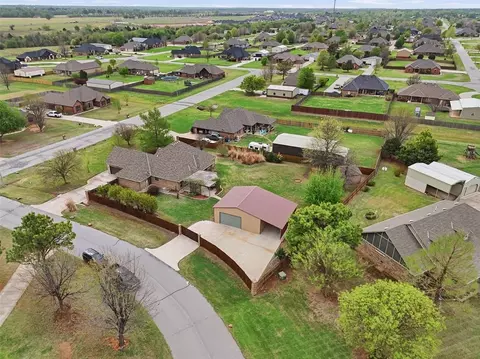 View/Area - 1803 River Ridge Ln, Tuttle, OK 73089 photo 4 of 5