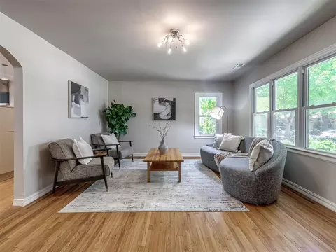 Living - 1102 Mcnamee St, Norman, OK 73069 photo 1 of 2