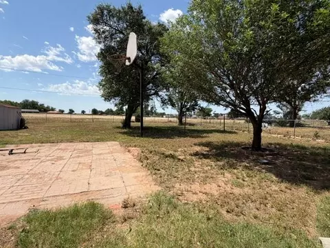 Exterior - 315 E Ada St, Tipton, OK 73570 photo 1 of 2