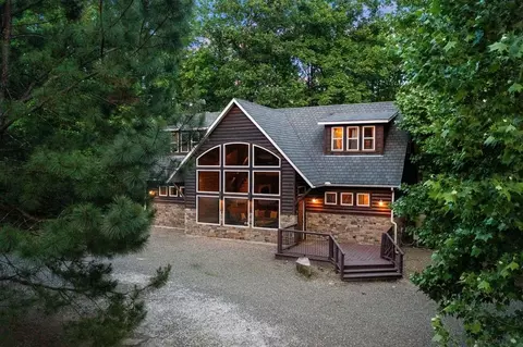 238 Timber Creek Trl, Broken Bow, OK 74728