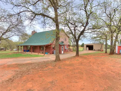 11841 Sandrock Rdg, Guthrie, OK 73044