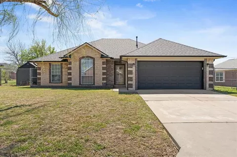 5904 SE 10th St, Oklahoma City, OK 73110
