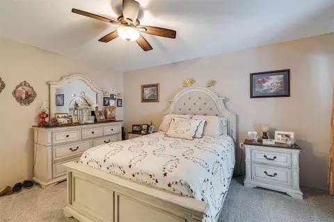 Bedroom - 501 NW 7th St, Checotah, OK 74426 photo 2 of 5