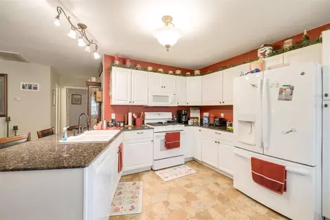 Kitchen - 501 NW 7th St, Checotah, OK 74426 photo 2 of 4