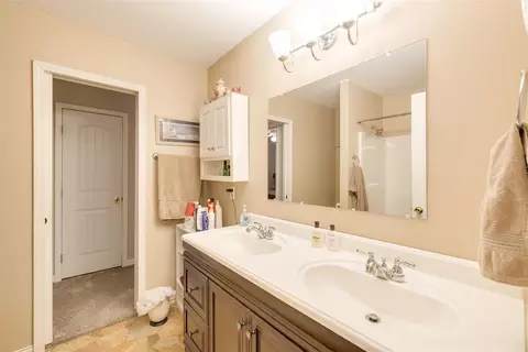 Bath - 501 NW 7th St, Checotah, OK 74426 photo 2 of 6