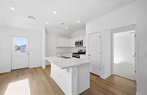 Kitchen - 1112 Colt Dr, Guthrie, OK 73044 photo 1 of 1