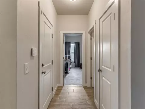 Entry Way - 29261 Spur Cir, Mcloud, OK 74851 photo 2 of 3