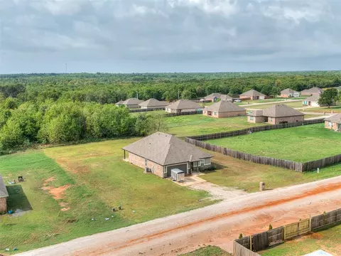 View/Area - 29261 Spur Cir, Mcloud, OK 74851 photo 5 of 8