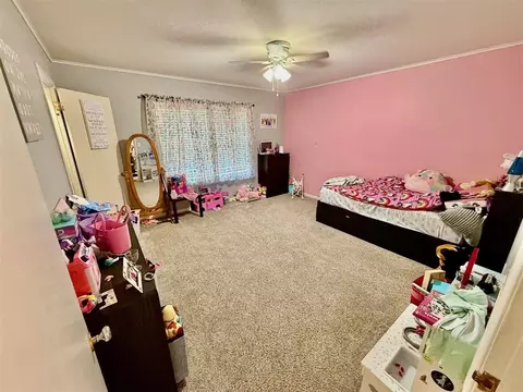 Bedroom - 721 E 4th St, Chandler, OK 74834 photo 2 of 2