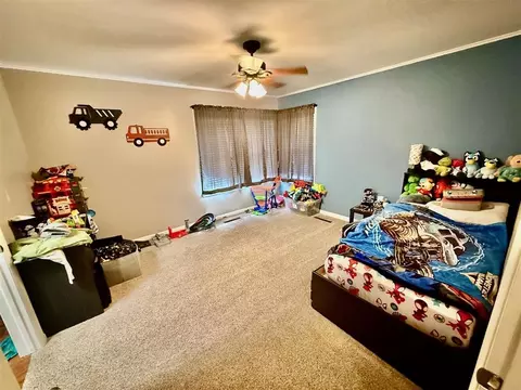Bedroom - 721 E 4th St, Chandler, OK 74834 photo 1 of 2