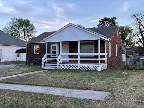 307 SW Burt St, Minco, OK 73059