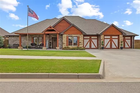 3401 Hogan Dr, Weatherford, OK 73096