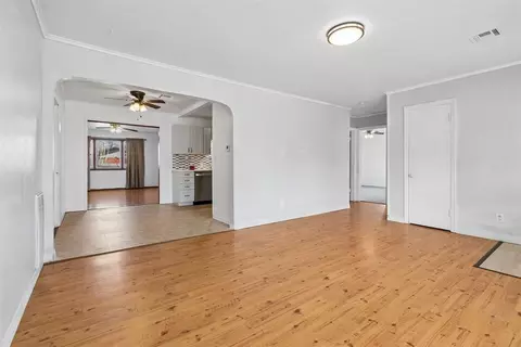 Living - 115 E Haddock St, Norman, OK 73069 photo 4 of 6