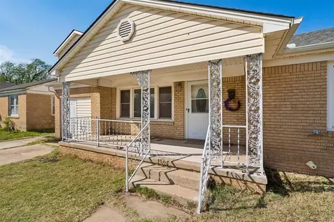Exterior - 115 E Haddock St, Norman, OK 73069 photo 2 of 9