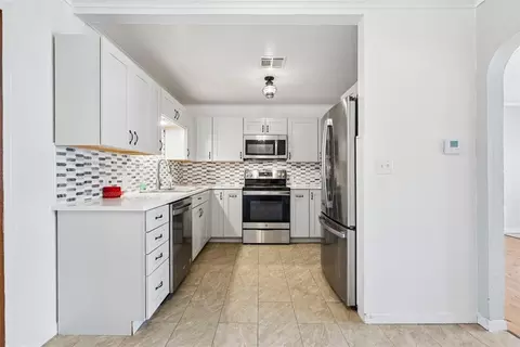 Kitchen - 115 E Haddock St, Norman, OK 73069 photo 1 of 4