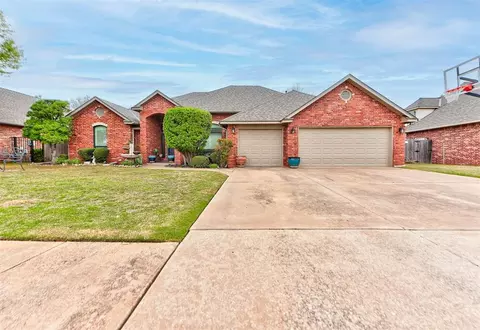 3805 Annalane Dr, Norman, OK 73072