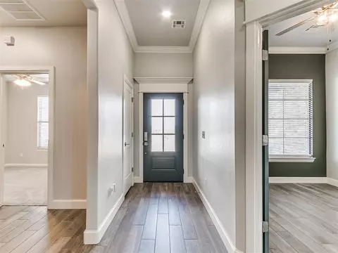 Entry Way - 1124 Colonial Ave, Tuttle, OK 73089 photo 1 of 3