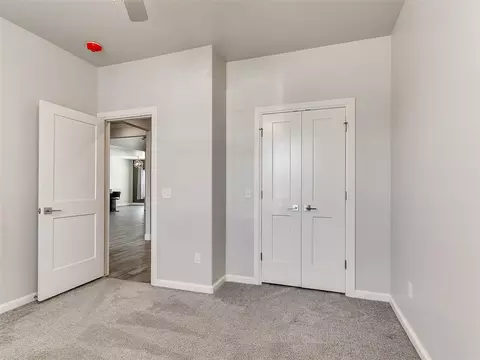 Bedroom - 1124 Colonial Ave, Tuttle, OK 73089 photo 5 of 7