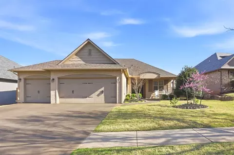 7016 NW 160th St, Edmond, OK 73013