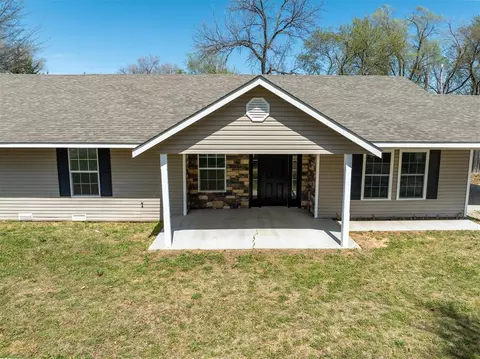 43502 Wolverine Rd, Shawnee, OK 74804