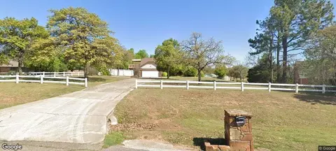 13727 Hummingbird Dr, Choctaw, OK 73020