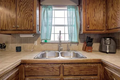 Kitchen - 405 W Main St, Jones, OK 73049 photo 3 of 4