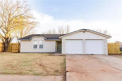 600 SE 38th St, Moore, OK 73160