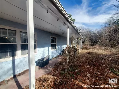 Exterior - 37 Lakeaire Dr, Eufaula, OK 74432 photo 4 of 11