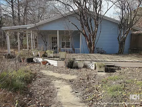 37 Lakeaire Dr, Eufaula, OK 74432